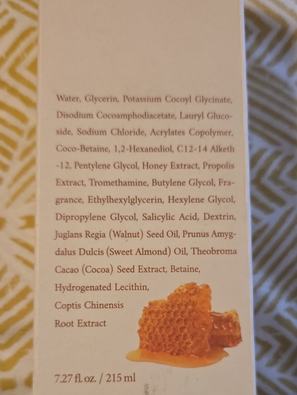 Manuka Honey Glow Oil to Foam Cleanser - Picture 2 of 11